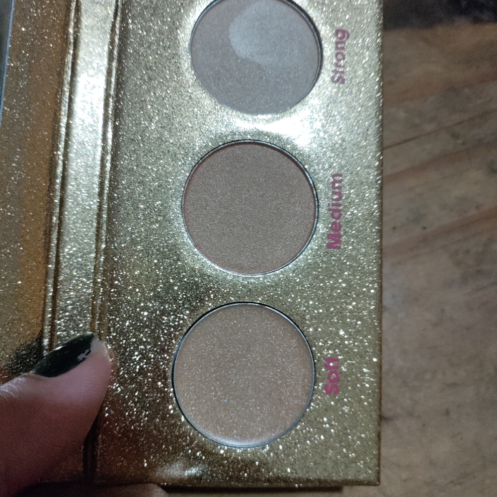 Make up bundle - Picture 3 of 8